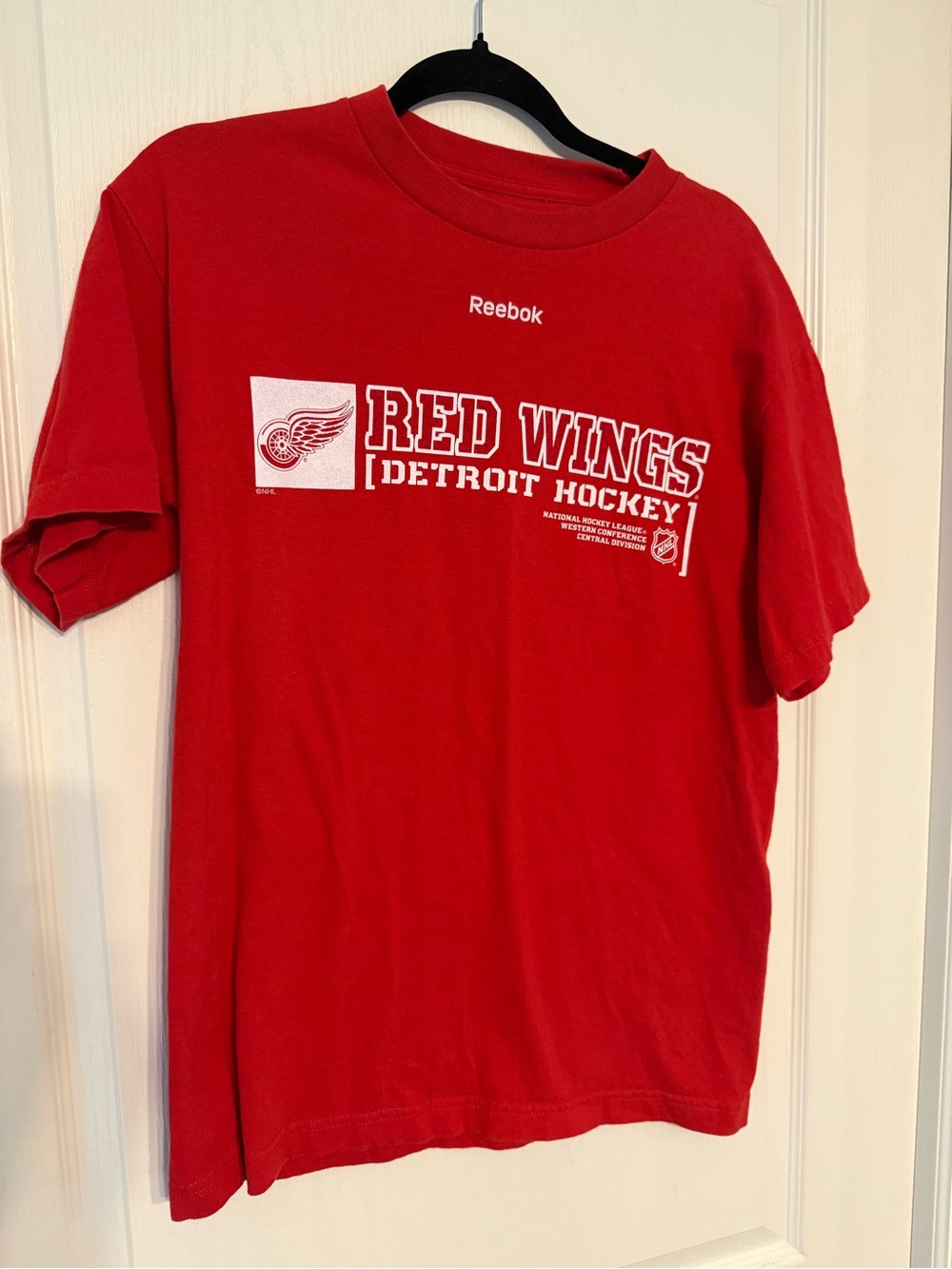 Reebok Red Detroit Red Wings Graphic Short Sleeve Tee